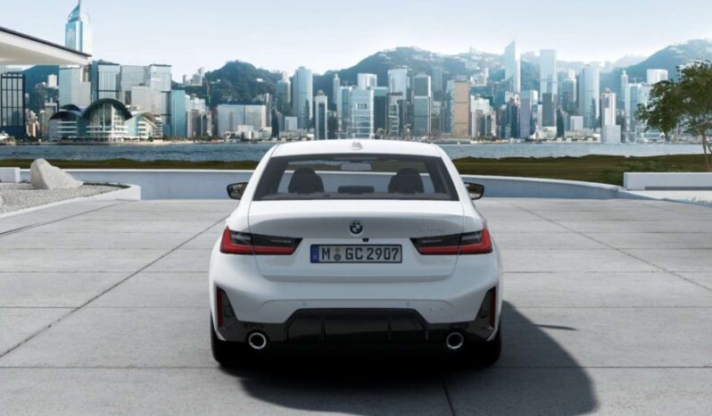 
								BMW 318d mHev mSport full									